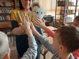„AFRYKA KAZIKA” I TEATR KAMISHIBAI