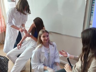 Praktyczna lekcja fizyki w klasie VIIId
