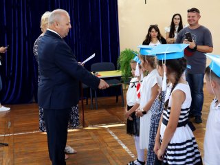 Ślubowanie uczniów klas pierwszych 