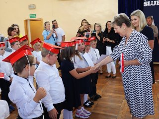 Ślubowanie uczniów klas pierwszych 