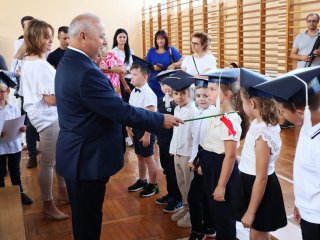 Ślubowanie uczniów klas pierwszych 