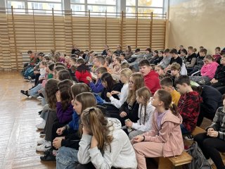 Wykład profilaktyczno- edukacyjny na temat przeciwdziałania agresji szkolnej i rówieśniczej
