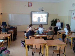 Lekcja o cukrzycy w ramach Projektu Edukacyjno- Społecznego "Każdy inny- wszyscy równi"