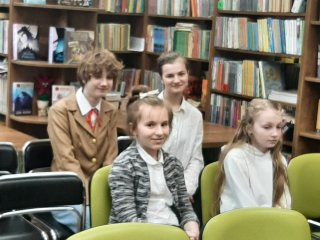 Konkurs poetycki w Miejskiej i Powiatowej Bibliotece Publicznej w Biłgoraju