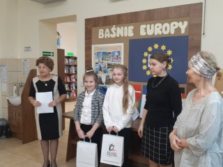 Konkurs poetycki w Miejskiej i Powiatowej Bibliotece Publicznej w Biłgoraju