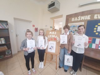 Konkurs poetycki w Miejskiej i Powiatowej Bibliotece Publicznej w Biłgoraju