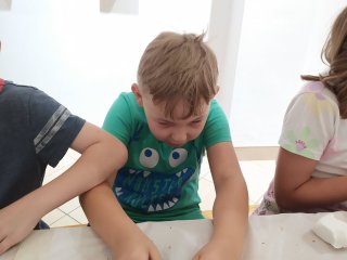 Warsztaty lepienia z gliny