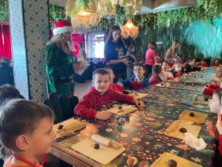 Wycieczka klas pierwszych do Pracowni Świętego Mikołaja