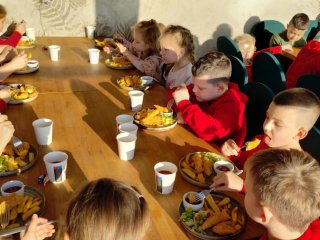 Wycieczka klas pierwszych do Pracowni Świętego Mikołaja