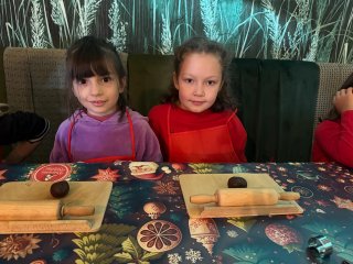 Wycieczka klas pierwszych do Pracowni Świętego Mikołaja