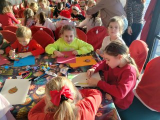 Wycieczka klas pierwszych do Pracowni Świętego Mikołaja