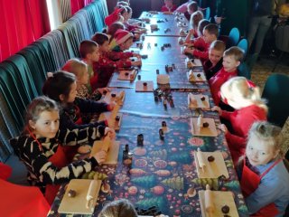 Wycieczka klas pierwszych do Pracowni Świętego Mikołaja