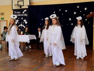 Jasełka szkolne – magia świątecznego przedstawienia