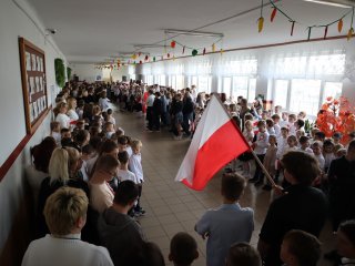 Wspólne odśpiewanie Hymnu Narodowego 