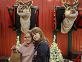 WYCIECZKA KLAS 1A I 3C DO MUZEUM BOMBKI CHOINKOWEJ W NOWEJ DĘBIE