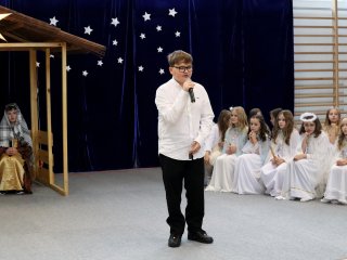 Jasełka w naszej szkole – wyjątkowe spotkanie z bożonarodzeniową tradycją