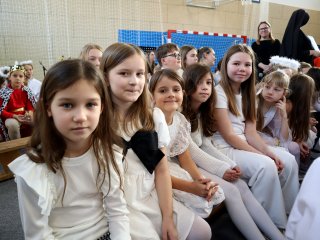 Jasełka w naszej szkole – wyjątkowe spotkanie z bożonarodzeniową tradycją