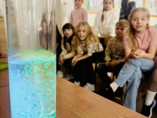 Śladami Marii Skłodowskiej-Curie – naukowa przygoda klasy II b