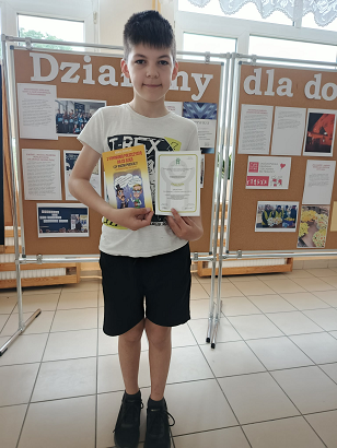 Sukcesy w konkursach polonistycznych